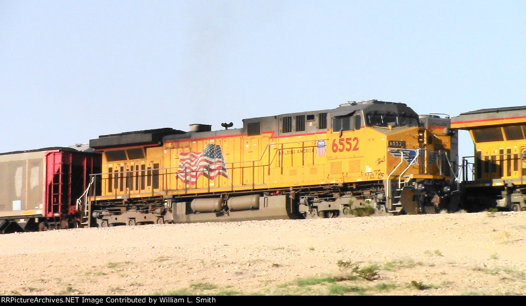 WB Unit Loaded Hooper Frt at Erie NV W-Pshr -107